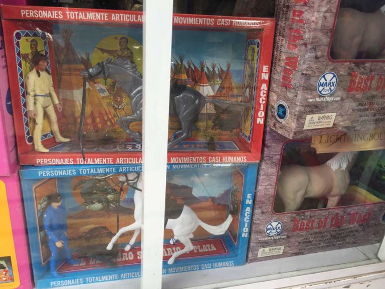 Juguetes y Globos Lori el lugar del recuerdo Metro Etiopia cdmx