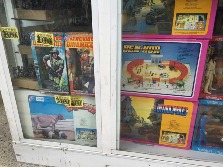 Juguetes y Globos Lori el lugar del recuerdo Metro Etiopia cdmx