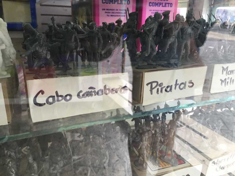 Juguetes y Globos Lori el lugar del recuerdo Metro Etiopia cdmx