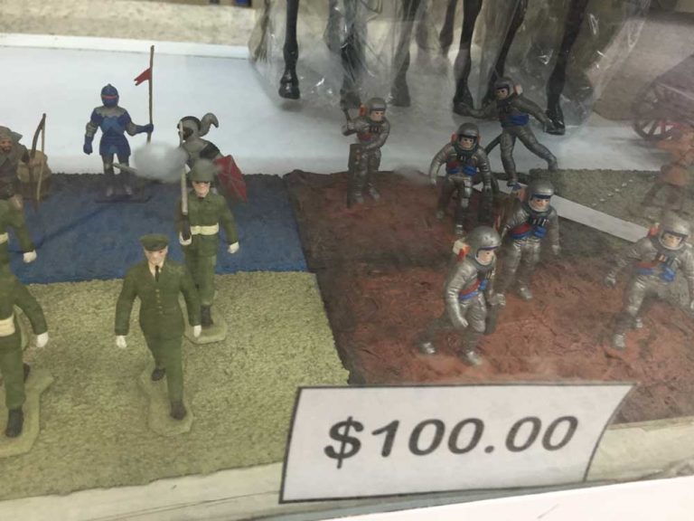 Juguetes y Globos Lori el lugar del recuerdo Metro Etiopia cdmx